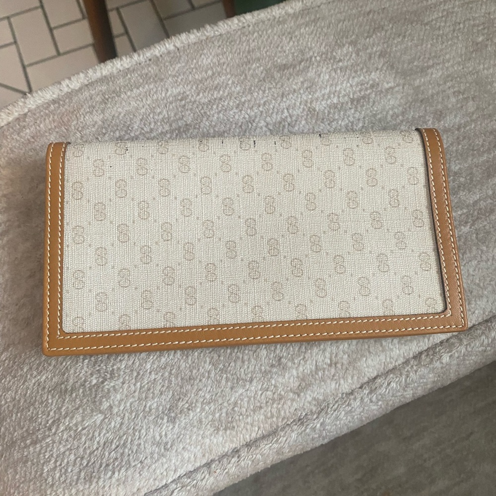 Vintage 80s Gucci Beige Monogram Canvas Leather Checkbook Holder
Wallet